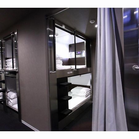 Capsule Hotel Valie Ebisucho Osaka Ngoại thất bức ảnh
