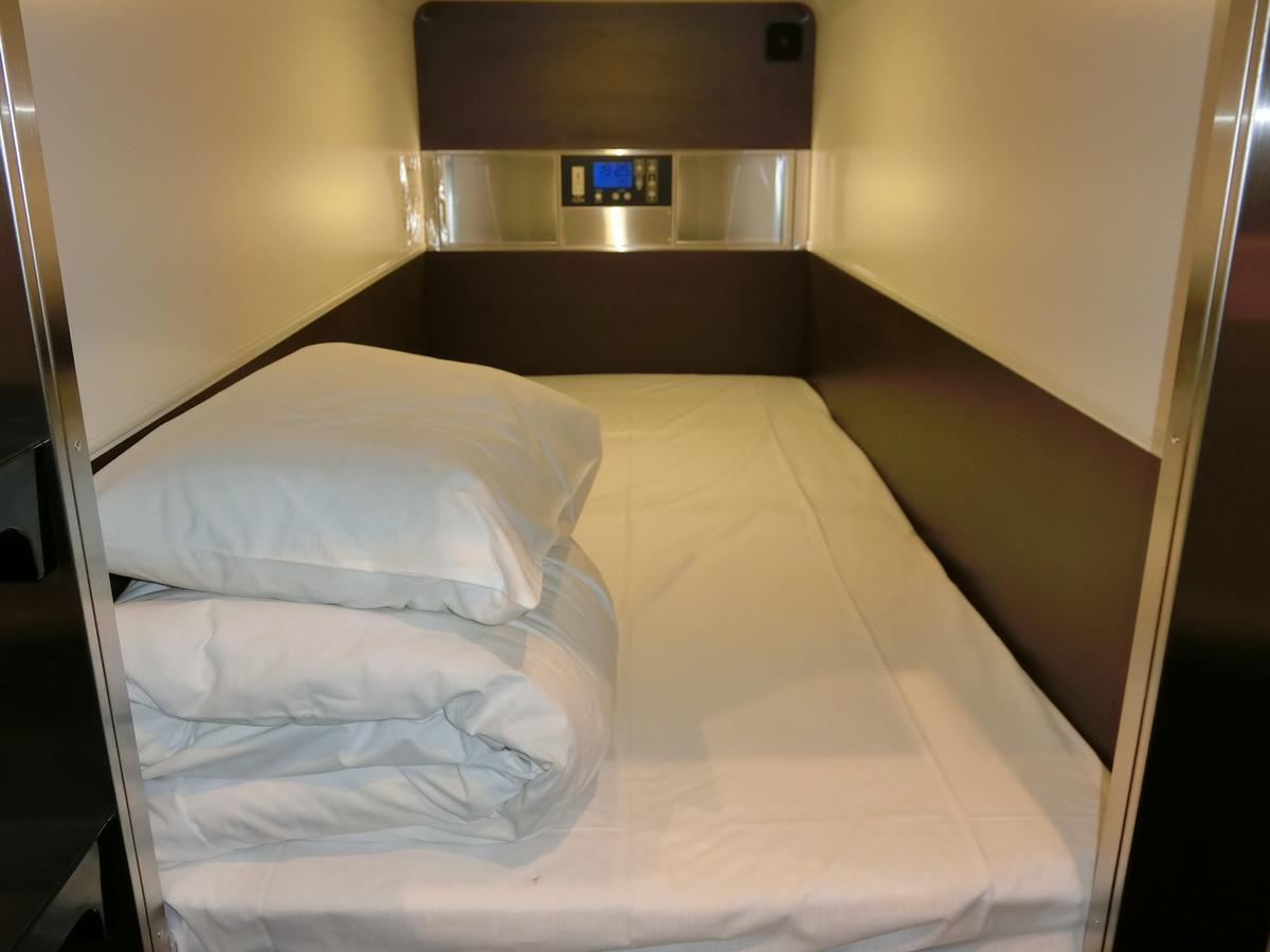 Capsule Hotel Valie Ebisucho Osaka Ngoại thất bức ảnh