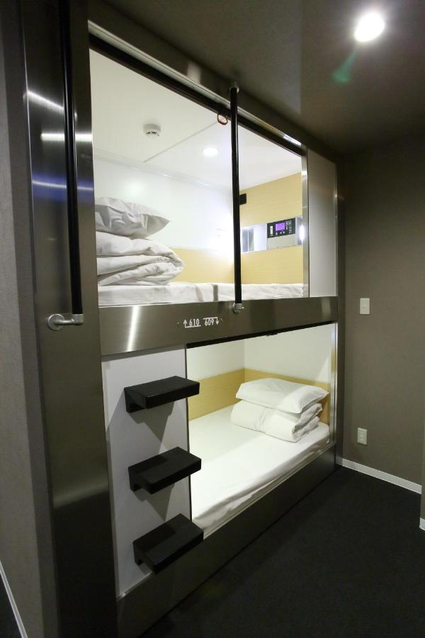 Capsule Hotel Valie Ebisucho Osaka Ngoại thất bức ảnh