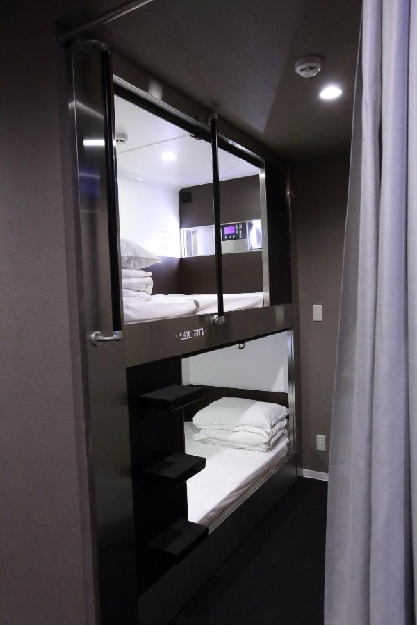Capsule Hotel Valie Ebisucho Osaka Ngoại thất bức ảnh